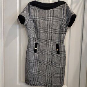 Stella & Julie Knee Length Dress Black & White ~  Size 12